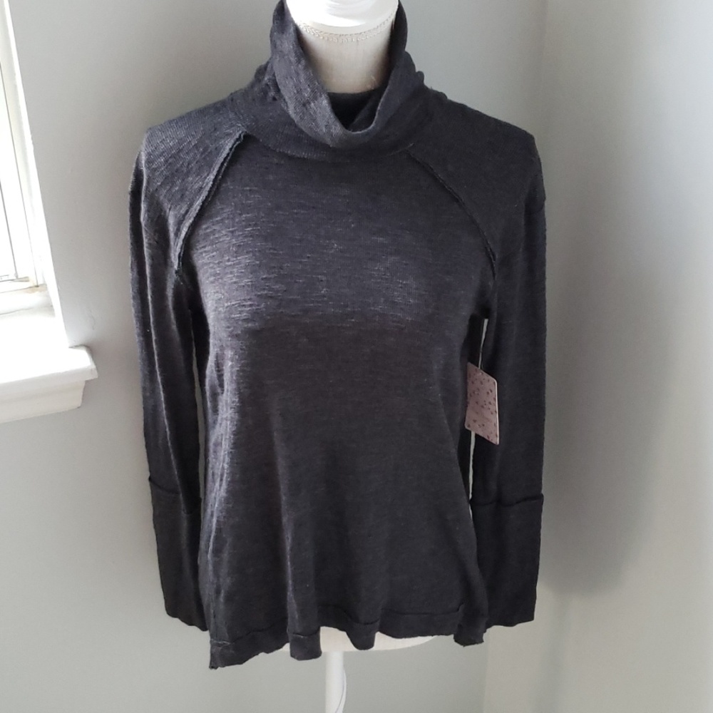 NWT- Free People Split Back Turtleneck Top